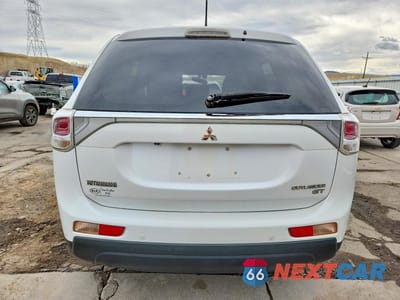 Zdjęcie 6 z 13 samochodu: 2014 MITSUBISHI OUTLANDER GT VIN:JA4JZ4AX2EZ007817 - miniatura