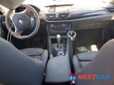 Zdjęcie 8 z 13 samochodu: 2013 BMW X1 XDRIVE35I VIN:WBAVM5C52DVL63968 - miniatura