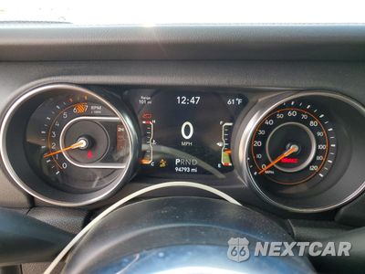 Zdjęcie 9 z 14 samochodu: 2019 JEEP WRANGLER UNLIMITED SAHARA VIN:1C4HJXENXKW665114 - miniatura