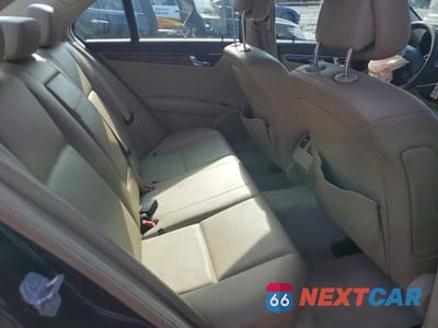 Zdjęcie 10 z 11 samochodu: 2010 MERCEDES-BENZ C 300 VIN:WDDGF5EB5AF449537 - miniatura