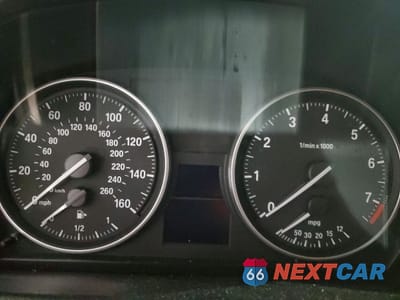 Zdjęcie 9 z 13 samochodu: 2015 BMW X1 XDRIVE28I VIN:WBAVL1C57FVY29229 - miniatura