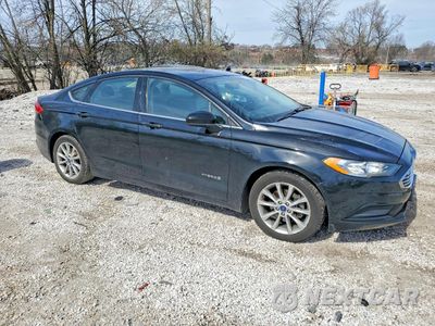Czwarte zdjęcie samochodu z boku: 2017 FORD FUSION SE HYBRID VIN:3FA6P0LU0HR117132 - miniatura