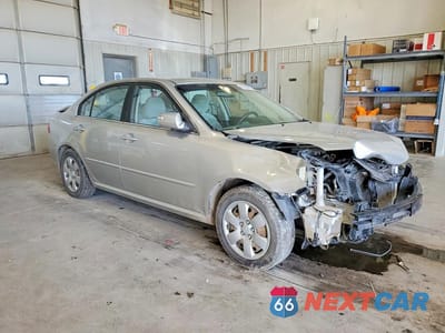 Czwarte zdjęcie samochodu z boku: 2010 KIA OPTIMA LX VIN:KNAGG4A87A5428266 - miniatura