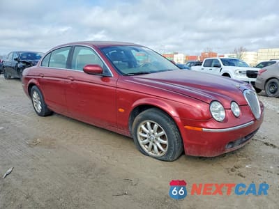 Czwarte zdjęcie samochodu z boku: 2006 JAGUAR S-TYPE VIN:SAJWA01A96FN72609 - miniatura