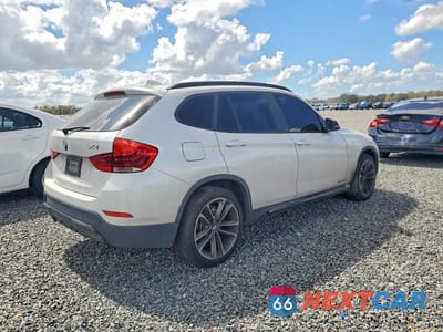 Trzecie zdjęcie samochodu z tyłu: 2014 BMW X1 SDRIVE28I VIN:WBAVM1C51EVW52592 - miniatura