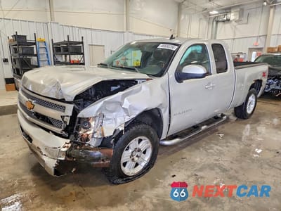 2010 CHEVROLET SILVERADO K1500 LTZ 1GCSKTE3XAZ125625 - główne zdjęcie licytacji z USA - miniatura