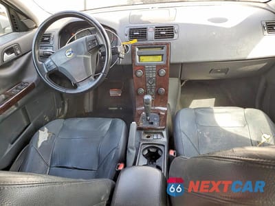 Zdjęcie 8 z 12 samochodu: 2006 VOLVO S40 2.4I VIN:YV1MS382462187902 - miniatura