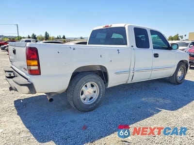 Trzecie zdjęcie samochodu z tyłu: 2000 GMC NEW SIERRA C1500 VIN:2GTEC19T6Y1136598 - miniatura