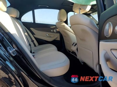 Zdjęcie 10 z 11 samochodu: 2022 MERCEDES-BENZ E 350 VIN:W1KZF8DB0NB087609 - miniatura