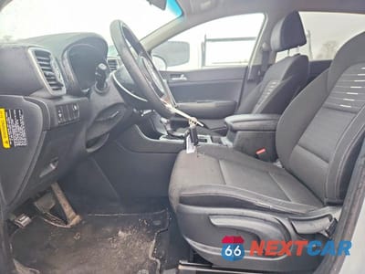 Zdjęcie 7 z 11 samochodu: 2018 KIA SPORTAGE LX VIN:KNDPMCAC2J7426066 - miniatura