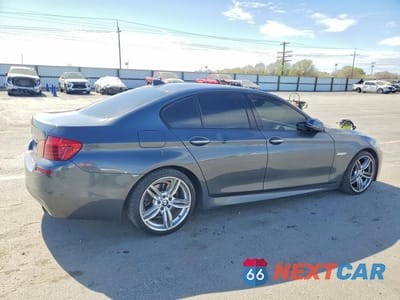 Trzecie zdjęcie samochodu z tyłu: 2015 BMW 535 VIN:WBA5B1C58FG128402 - miniatura