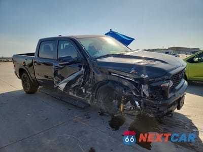 Czwarte zdjęcie samochodu z boku: 2026 RAM 1500 REBEL VIN:1C6SRFLP4TN206429 - miniatura