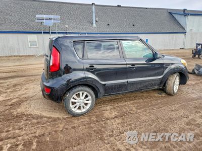 Trzecie zdjęcie samochodu z tyłu: 2013 KIA SOUL + VIN:KNDJT2A60D7749615 - miniatura