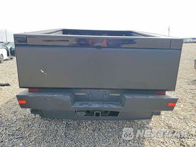 Zdjęcie 6 z 13 samochodu: 2025 TESLA CYBERTRUCK VIN:7G2CEHED4SA059317 - miniatura
