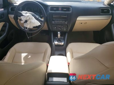 Zdjęcie 8 z 12 samochodu: 2013 VOLKSWAGEN JETTA SE VIN:3VWDX7AJ4DM425394 - miniatura