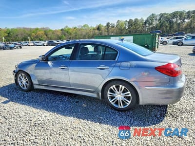 Drugie zdjęcie samochodu z przodu: 2013 HYUNDAI GENESIS 3.8L VIN:KMHGC4DD2DU255883 - miniatura