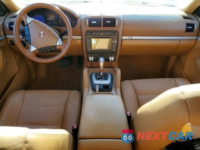 Zdjęcie 8 z 11 samochodu: 2008 PORSCHE CAYENNE VIN:WP1AA29P18LA14141 - miniatura