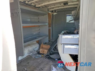 Zdjęcie 10 z 13 samochodu: 2018 NISSAN NV2500 UTILITY / SERVICE VAN VIN:1N6BF0KY3JN801095 - miniatura