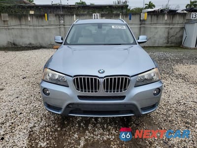 Piąte zdjęcie samochodu w środku: 2013 BMW X3 XDRIVE28I VIN:5UXWX9C54D0D00133 - miniatura