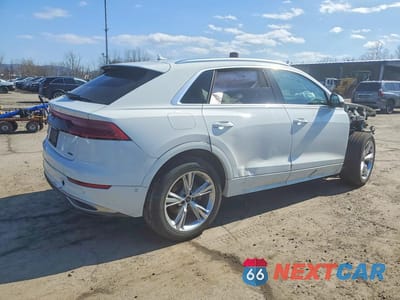 Trzecie zdjęcie samochodu z tyłu: 2023 AUDI Q8 PREMIUM VIN:WA1AVBF19PD023694 - miniatura