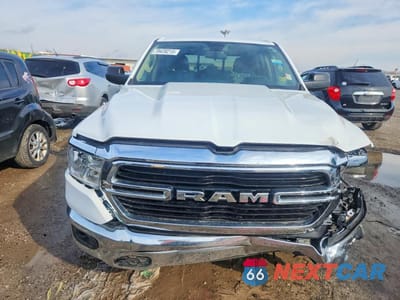 Piąte zdjęcie samochodu w środku: 2020 RAM TRUCKS 1500 BIG HORN VIN:1C6SRFBTXLN164864 - miniatura