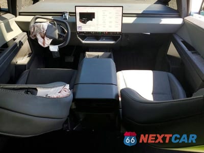 Zdjęcie 8 z 12 samochodu: 2025 TESLA CYBERTRUCK VIN:7G2CEGEC9SA077409 - miniatura