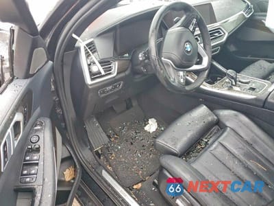 Zdjęcie 8 z 12 samochodu: 2021 BMW X5 XDRIVE40I VIN:5UXCR6C06M9G15432 - miniatura