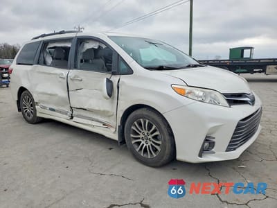 Czwarte zdjęcie samochodu z boku: 2018 TOYOTA SIENNA XLE PREMIUM 8-PASSENGER VIN:5TDYZ3DC8JS958025 - miniatura