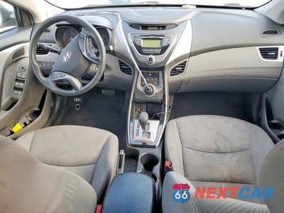 Zdjęcie 8 z 12 samochodu: 2013 HYUNDAI ELANTRA GLS VIN:5NPDH4AE7DH172935 - miniatura