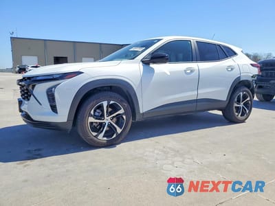 2024 CHEVROLET TRAX 1RS KL77LGE20RC174555 - główne zdjęcie licytacji z USA - miniatura