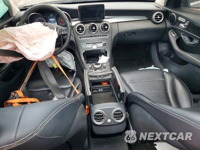 Zdjęcie 15 z 24 samochodu: 2017 MERCEDES-BENZ C 300 VIN:WDDWF4JB2HR239997 - miniatura