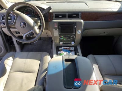 Zdjęcie 8 z 14 samochodu: 2009 GMC YUKON SLT VIN:1GKFC33J89R141175 - miniatura