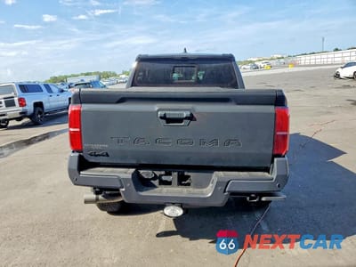 Zdjęcie 6 z 12 samochodu: 2025 TOYOTA TACOMA TRD OFF-ROAD VIN:3TMLB5JN6SM107407 - miniatura