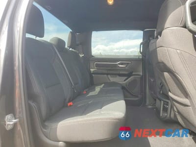 Zdjęcie 10 z 12 samochodu: 2025 RAM 1500 BIG HORN VIN:1C6RREFGXSN657500 - miniatura