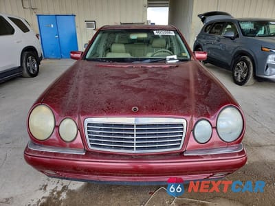 Piąte zdjęcie samochodu w środku: 1999 MERCEDES-BENZ E 300TD VIN:WDBJF25H8XA825025 - miniatura