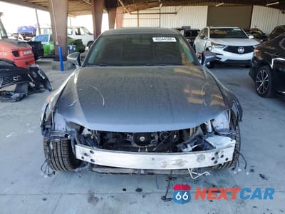 Piąte zdjęcie samochodu w środku: 2016 LEXUS IS 200T BASE VIN:JTHBA1D22G5016560 - miniatura