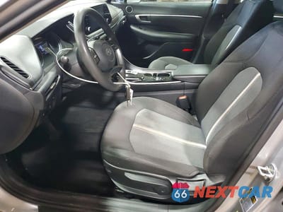 Zdjęcie 7 z 13 samochodu: 2021 HYUNDAI SONATA SE VIN:5NPEG4JA5MH105075 - miniatura