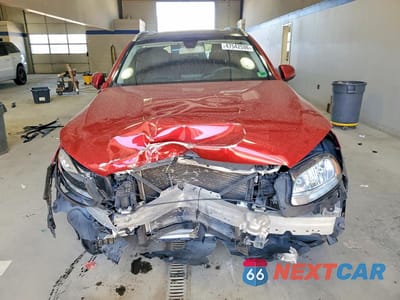 Piąte zdjęcie samochodu w środku: 2018 MERCEDES-BENZ GLC 300 4MATIC VIN:WDC0G4KB9JF329550 - miniatura