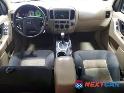 Zdjęcie 8 z 13 samochodu: 2007 FORD ESCAPE XLT VIN:1FMYU93107KA09629 - miniatura