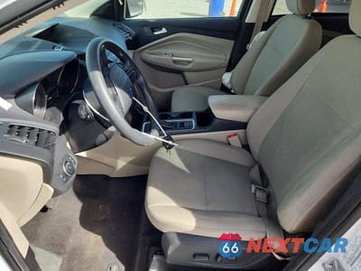 Zdjęcie 7 z 13 samochodu: 2018 FORD ESCAPE SE VIN:1FMCU9GD4JUB45305 - miniatura