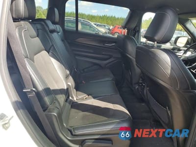 Zdjęcie 11 z 13 samochodu: 2023 JEEP GRAND CHEROKEE L LAREDO VIN:1C4RJKAG6P8828724 - miniatura