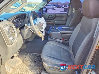 Zdjęcie 7 z 12 samochodu: 2022 GMC SIERRA LIMITED K1500 SLE VIN:1GTR9BED9NZ115008 - miniatura