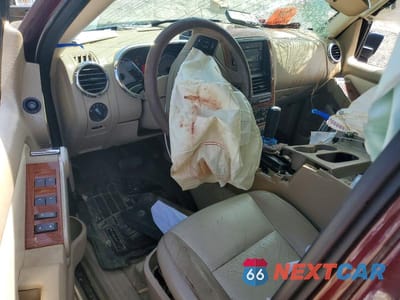 Zdjęcie 8 z 13 samochodu: 2007 FORD EXPLORER EDDIE BAUER VIN:1FMEU648X7UB23252 - miniatura