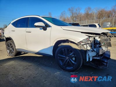 Czwarte zdjęcie samochodu z boku: 2022 LEXUS NX 450H+ BASE VIN:JTJHKCFZ9N2009096 - miniatura