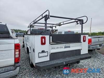 Drugie zdjęcie samochodu z przodu: 2021 CHEVROLET SILVERADO UTILITY / SERVICE TRUCK VIN:1GB4YSEY6MF242545 - miniatura