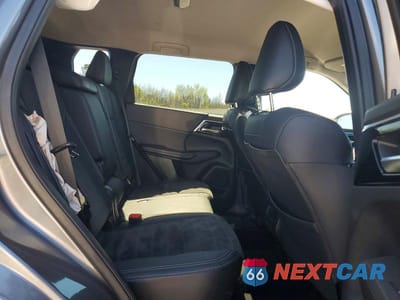 Zdjęcie 11 z 13 samochodu: 2023 MITSUBISHI OUTLANDER SE VIN:JA4J3UA89PZ055814 - miniatura