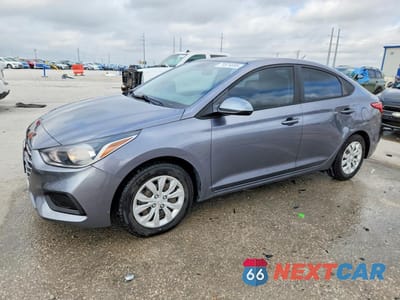 2020 HYUNDAI ACCENT SE 3KPC24A67LE121542 - główne zdjęcie licytacji z USA - miniatura