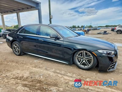 Czwarte zdjęcie samochodu z boku: 2024 MERCEDES-BENZ S 580 4MATIC VIN:W1K6G7GB8RA270404 - miniatura