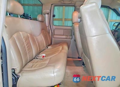 Zdjęcie 10 z 11 samochodu: 2002 CHEVROLET SILVERADO UNKNOWN VIN:2GCEK19T021176346 - miniatura