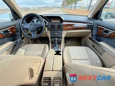 Zdjęcie 9 z 10 samochodu: 2012 MERCEDES-BENZ GLK 350 VIN:WDCGG5GBXCF846436 - miniatura